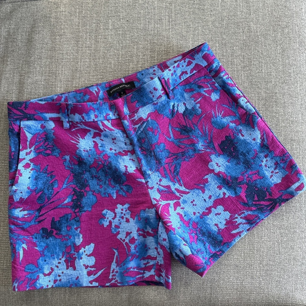 Banana Republic tailored shorts size 6